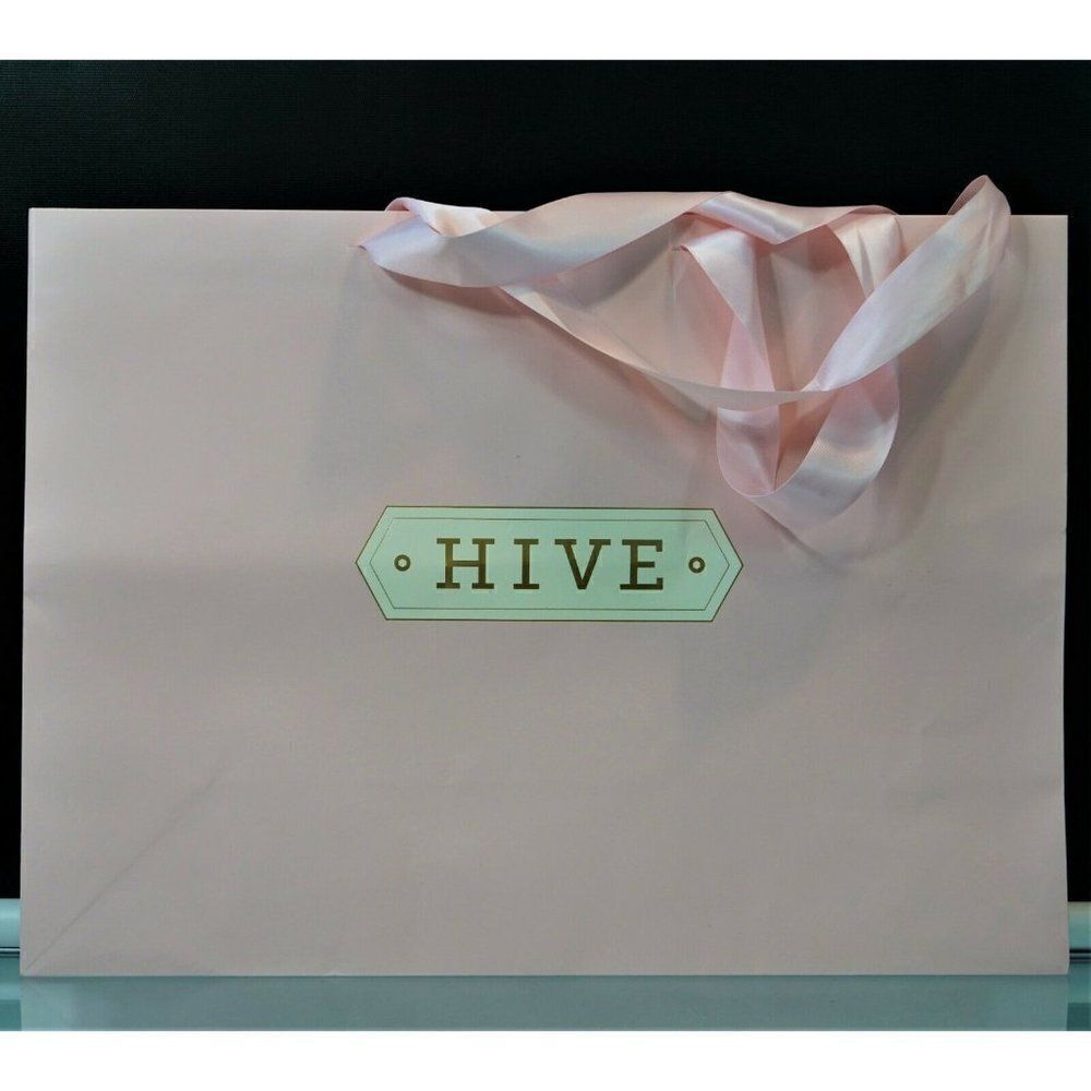 Hive Boutique Store West Palm Beach Florida Tote Paper Gift Bag Rope Handle - Picture 5 of 7